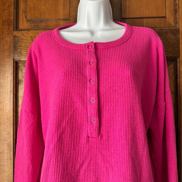 Old Navy Flamingo Feather (Pink) Henley w/Snaps Tunic Medium - Picture 2 of 11